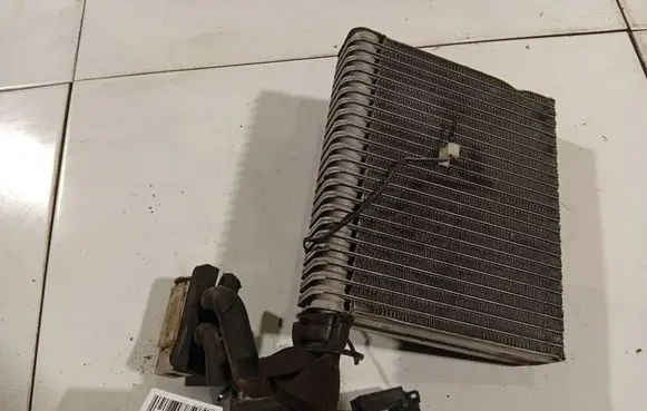 Toyota Aygo AB10 A/C cooling radiator (condenser) 