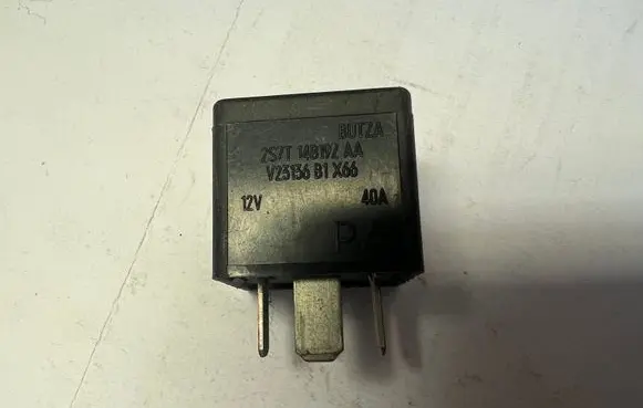 Ford Focus Other relay 5M5T14B192AA