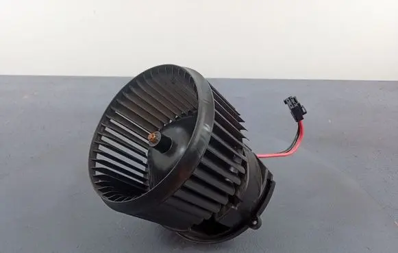 BMW 1 F40 Heater fan/blower 9297752