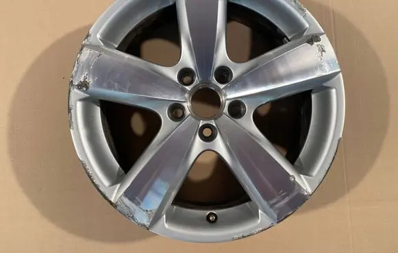 Volkswagen Tiguan R17 alloy rim 5N0601025AG
