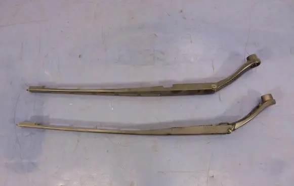 Citroen C5 Front wiper blade arm
