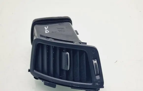 KIA Sorento Dash center air vent grill 974202P000