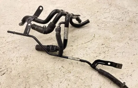 Volkswagen Golf VII Engine coolant pipe/hose 04L121064A 5Q0121064AG 5Q0122449C