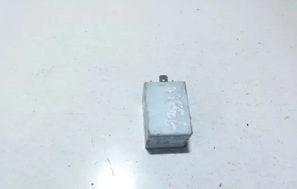 Peugeot 406 Other relay 736059