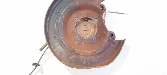Opel Astra J Rear brake disc plate dust cover 13332181 367973422