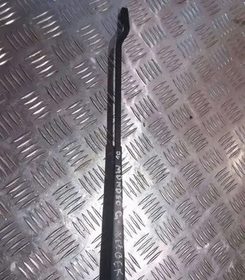 Ford Mondeo Mk III Rear wiper blade arm 1s7117526ha
