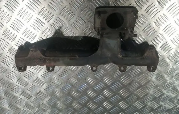 Volkswagen Crafter Exhaust manifold 076253033