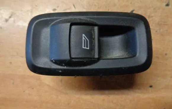 Ford Ka Electric window control switch