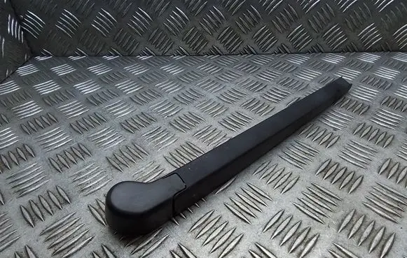 Skoda Octavia Mk2 (1Z) Rear wiper blade arm 7E0955707