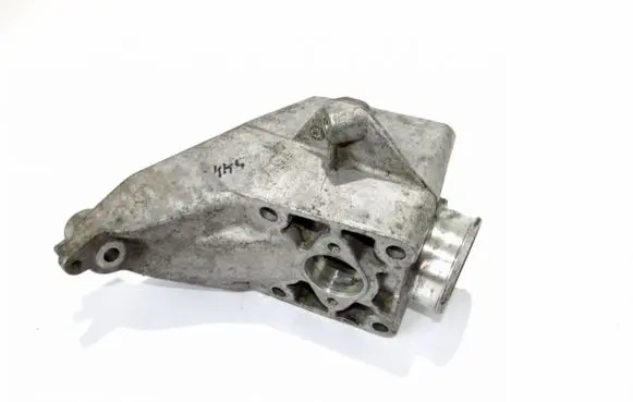 Mercedes-Benz Vito Viano W639 Engine mounting bracket A64622300004