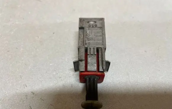 Opel Astra H Brake pedal sensor switch 13299720