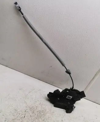 Volvo XC60 Front door lock 31253662 986913104