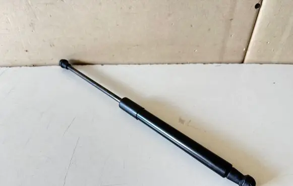 Volkswagen Caddy Front bonnet/hood damper/strut 2K5823359 LS512691 20220426