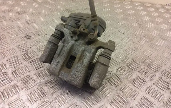 KIA Niro Rear brake caliper g358237700