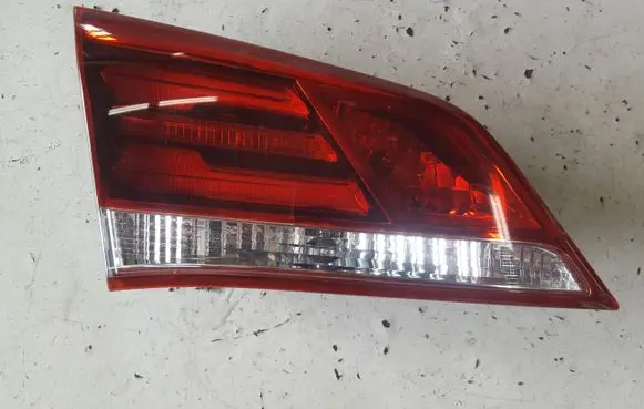 Hyundai i40 Tailgate rear/tail lights