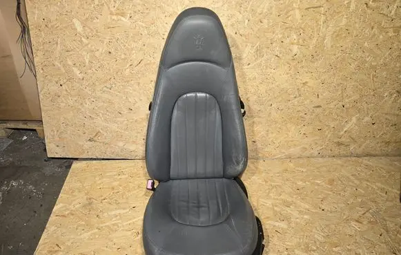 Maserati Coupe Front driver seat 