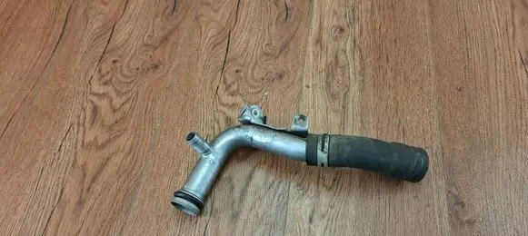 Engine coolant pipe/hose