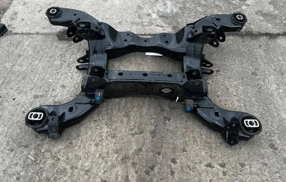 Ford Explorer VI Rear axle beam MB5C5K067DE