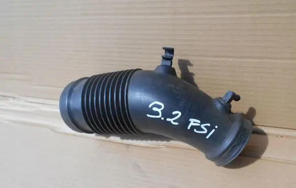Audi A4 S4 B7 8E 8H Intake resonator 06E129627Q