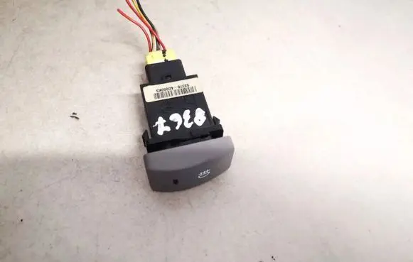 KIA Carnival Fog light switch 933704d000