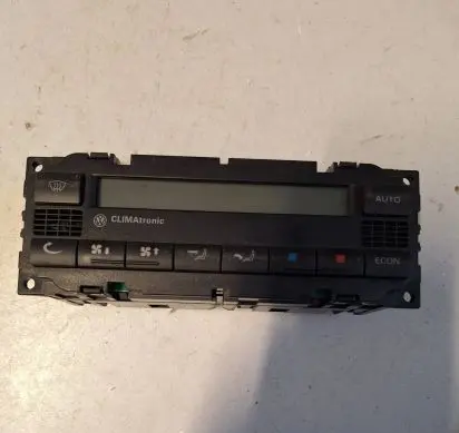 Volkswagen PASSAT B5.5 Climate control unit 3B1907044H