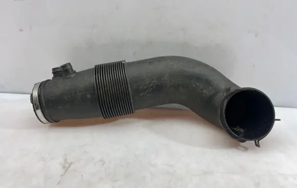 Audi A8 S8 D3 4E Air intake duct part 07L129628E