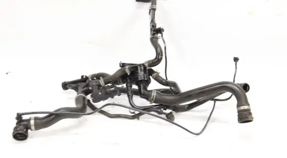 Mercedes-Benz Vito Viano W447 Thermostat housing 