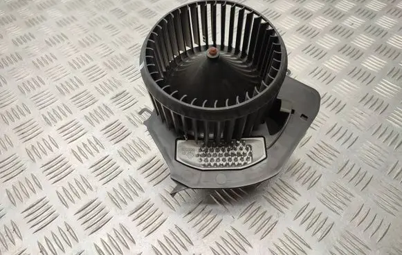 Volkswagen Transporter - Caravelle T6 Heater fan/blower H201399042 H201399041 5Q0907521F