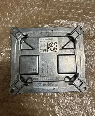 Chrysler Pacifica Headlight ballast module Xenon 147000015300