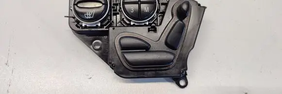 Mercedes-Benz SL AMG R230 Seat control switch A2308211051