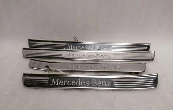 Mercedes-Benz S W222 Front sill trim cover A2226805435