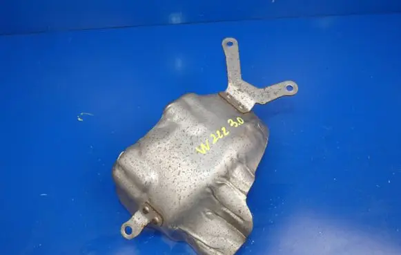 Mercedes-Benz S W222 Heat shield in engine bay A6420961868