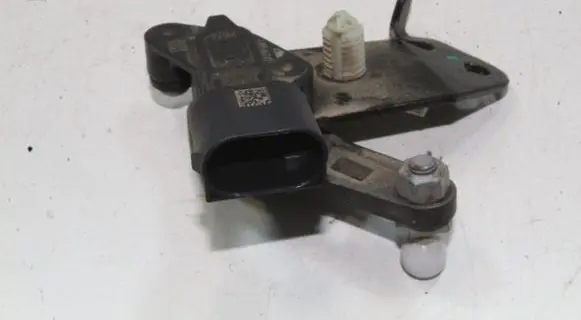 BMW iX3 G08 Air suspension front height level sensor 6895467