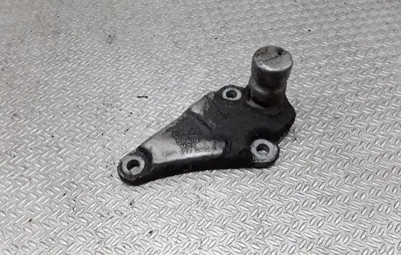 Audi A6 S6 C5 4B Engine mounting bracket 8D0199343J
