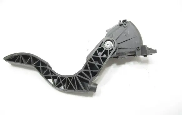Audi A4 S4 B5 8D Accelerator throttle pedal 8D1721523