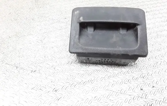Car ashtray