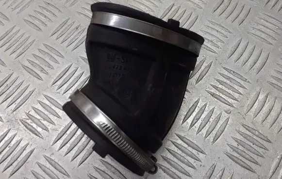 Opel Astra H Air intake duct part 90423832