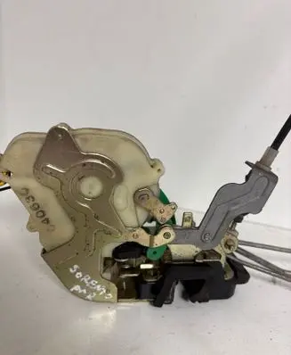 KIA Sorento Front door lock 040630