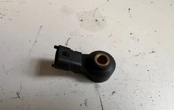 Detonation knock sensor