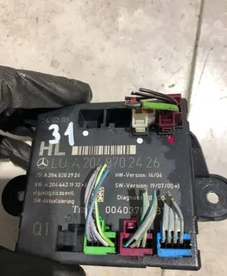 Mercedes-Benz C W204 Door control unit/module A2048702426