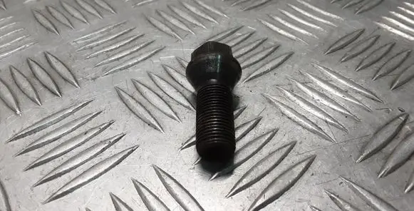BMW 5 F10 F11 Nuts/bolts 