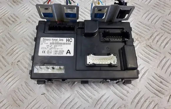 Nissan Note (E12) Comfort/convenience module 284B13VU1A