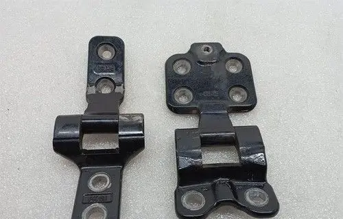 Mercedes-Benz CLS C218 AMG Front door upper hinge A4637201501