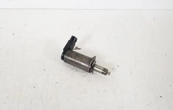 Audi A4 S4 B8 8K Valve 06H103697A
