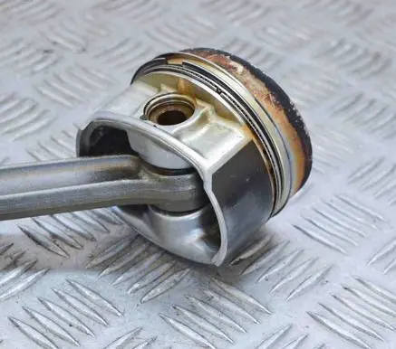 Piston