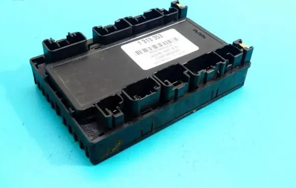 Lexus RX 330 - 350 - 400H Central body control module S04004015A9S IMPRK1313353