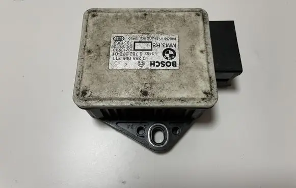 BMW 5 E60 E61 Acceleration sensor 6782370