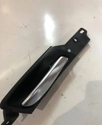 BMW X5 E70 Front door interior handle 6974296 P011717102
