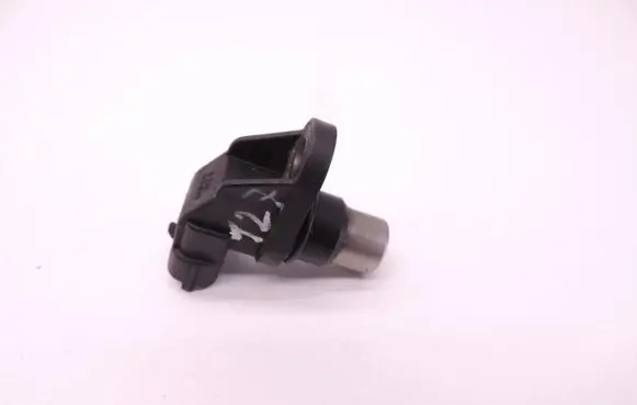 Volvo S60 Camshaft position sensor 8631533