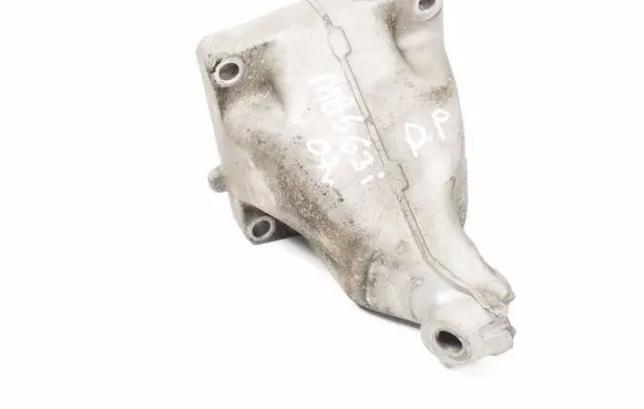 Mercedes-Benz S W221 Engine mounting bracket A1562230604